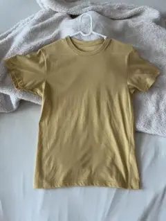 Tシャツ　マスタードカラー