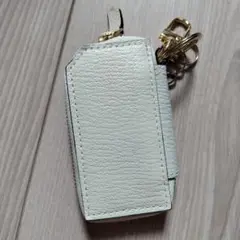 Item thumbnail for item 19399f75-71fe-4254-a2f7-71d0c90f2c68