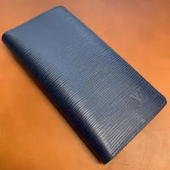 ルイヴィトン 長財布　エピ