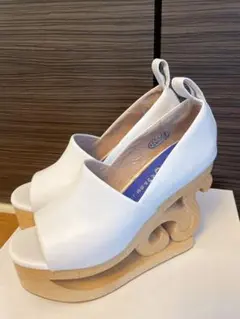 Jeffrey Campbell 美品 スケートサンダル35 ホワイト 白