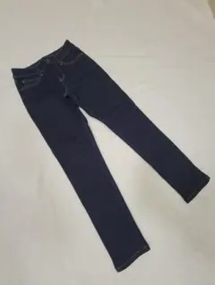 ユニクロ　スキニーデニム 22 (56cm) ダークブルー
