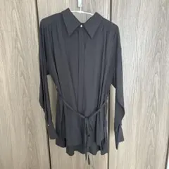 ダークグレー　ウエストリボン付き　長袖シャツ M