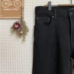【ユニクロ】ジーンズ ヒートテック スリムパンツ 防寒 黒 シンプル 無地