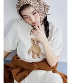 Lily Bearニット