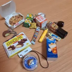 ガチャガチャまとめ売り　ピザ　お菓子　飲料　お寿司