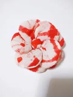 着物リメイク お花の コサージュ 紅白 ブローチ 新品