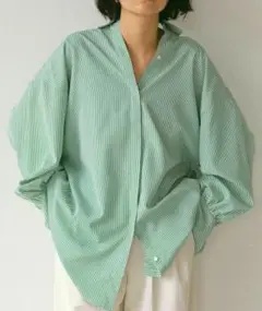 【美品】エトレトウキョウ オーバーサイズギャザーシャツ