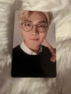 Item thumbnail for item 9cfe738d-e191-4896-b5ae-ffa4c5ad69f7