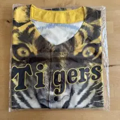 阪神タイガース　シャツ　未開封