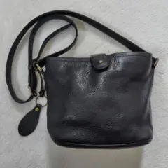 極美品　マーガレットハウエル　ショルダーバッグ　チャーム　ポシェット　黒