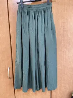 UNIQLO レディース　ロングスカート