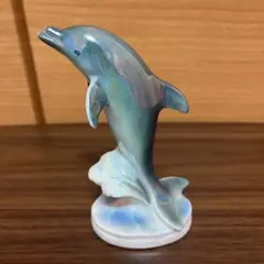 イルカ　置物