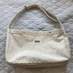 X-LARGE ビックショルダーバッグ