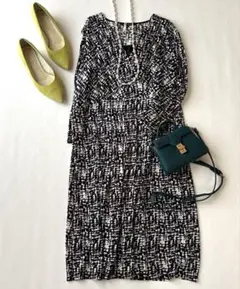 美品☆ 23区 カシュクールワンピース 44 XL 総柄　トロミ素材