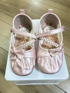 ピンク リボン付き フォーマルシューズ