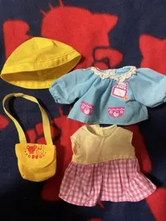 メルちゃん　つうえんふく　幼稚園