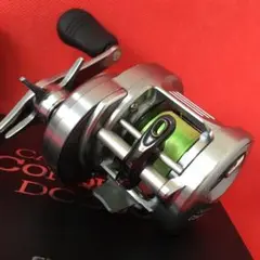 シマノ☆現行20カルカッタコンクエストDC200☆右巻きA-5