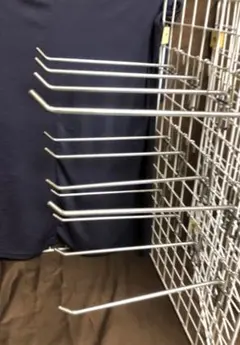 ディスプレイ用フックのみ×30本.長さ:18cm位。used