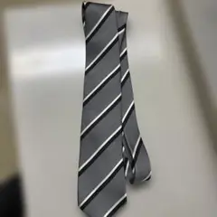伊勢丹メンズ　ハンドメイド シルク ネクタイ グレー ストライプ