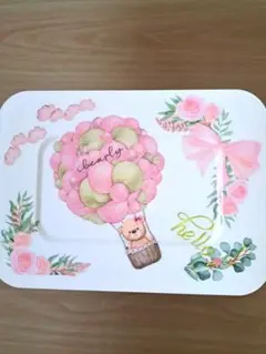 デコパージュ　気球に乗ったくまさんのイラストのボックス