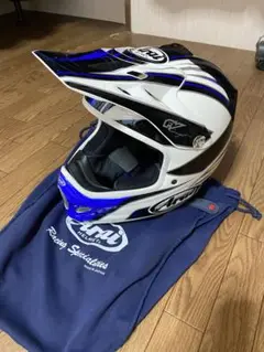 Arai vクロス3 オフロード未使用　数回のみ　61-62㎝ V-CROSS 3 Arai(アライ) オフロード 【通販モノタロウ】