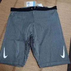 Item thumbnail for item fdf3dd4f-f5e1-4b6b-9a66-3da208a2ba4e