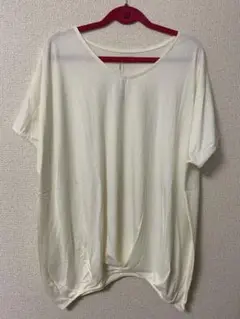 【新品】　DURER クリーム色 ドレープデザイン ドルマンTシャツ