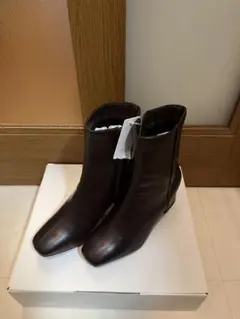 Item thumbnail for item 0cef7c26-2a94-4841-abae-9cb903c0805d