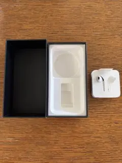 iPhone 7 ブラック　空箱　純正イヤホン付き