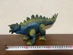 三浦トーイ？　赤と緑の恐竜型怪獣フィギュア 2025年最新】三浦トーイの人気アイテム - メルカリ