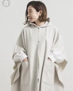 yori ウールライトポンチョ