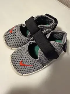 Nike ベビーサンダル グレー/オレンジ
