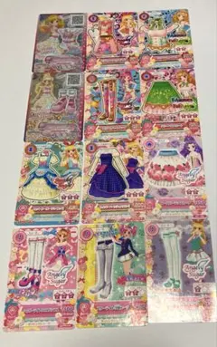アイカツカード キュート 13枚まとめ売り プリズムハート2点ほか