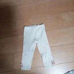 ベージュ レギンス