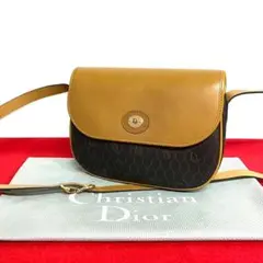 極 美品 クリスチャンディオール CD ロゴ ハニカム ショルダーバッグ 茶