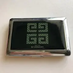 ジバンシー じゃばらカードケース