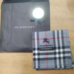 BURBERRY チェック柄ハンカチ グレー