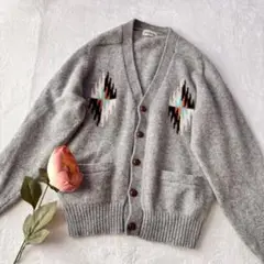 【メンズ】トロイブロス❀ウール100% Vネックカーディガン 模様刺繍グレー M