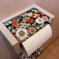 3002【2点100円、3点200円引き】花柄トイレットペーパーカバー