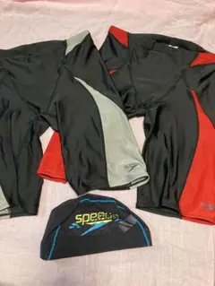 Speedo 競泳水着2着とキャップセット XA