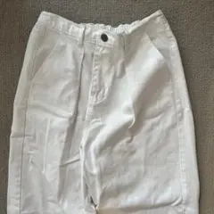 ストレートデニムパンツ（ホワイト）