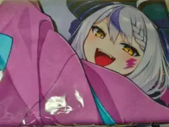ストーリーファイター6×ホロライブ ラプラス・ダークネスTシャツとクリアファイル