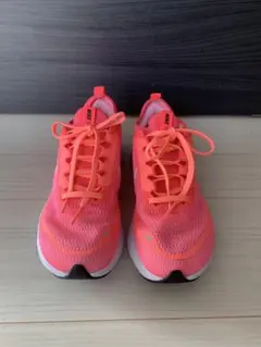 NIKE Zoom Fly 4