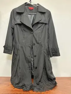 ★美品★Derhy 黒トレンチコート S 裾カットワークデザイン