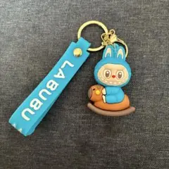 ラブブ LABUBU キーホルダー
