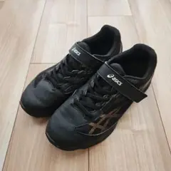 asics ブラック スニーカー ストラップ付き　24cm