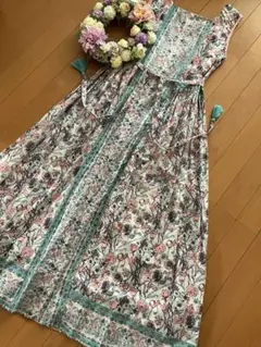 アナトリエ　新品タグ付　人気ノースリーブ花柄ワンピース(^^)