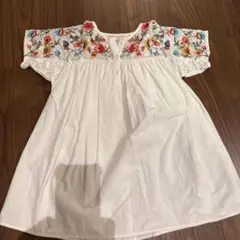 Zara Girls 刺繍入りトップス 8サイズ