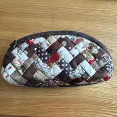 ハンドメイド　ポーチ