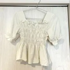 シャーリングブラウス